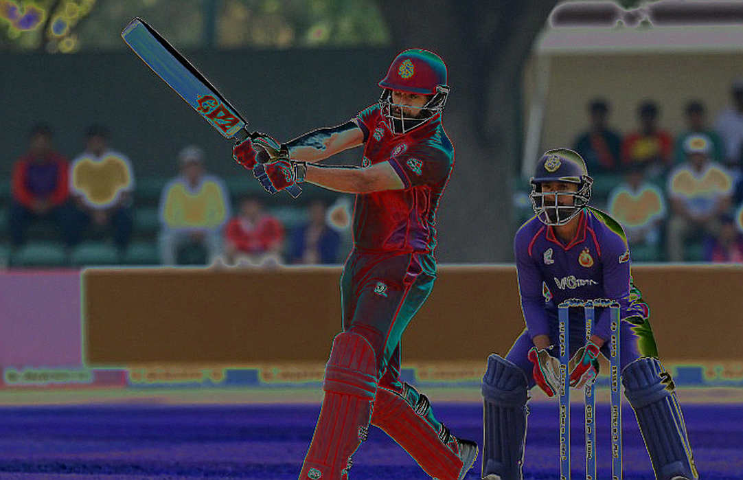 রাওয়ালপিন্ডির ৮৭ রান আসলে ব্যাটিংয়ের গল্প নয়: আরাফাত মিনহাসের ৬-৪০ আর পাকিস্তানের পুরোনো ফাটল